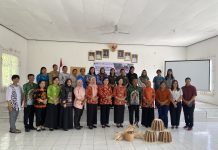 Pelatihan Menganyam Untuk Dua Kelompok Baru di Kabupaten Katingan
